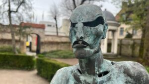 Photo famous Romanian writers