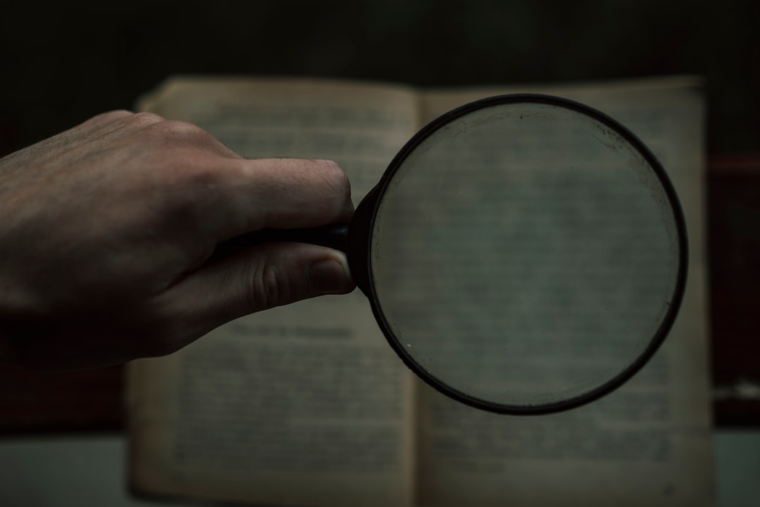 Photo verifici informațiile