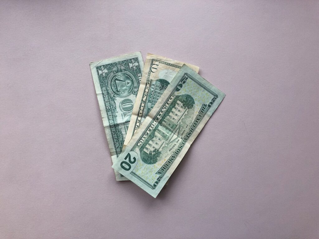 Photo economise money