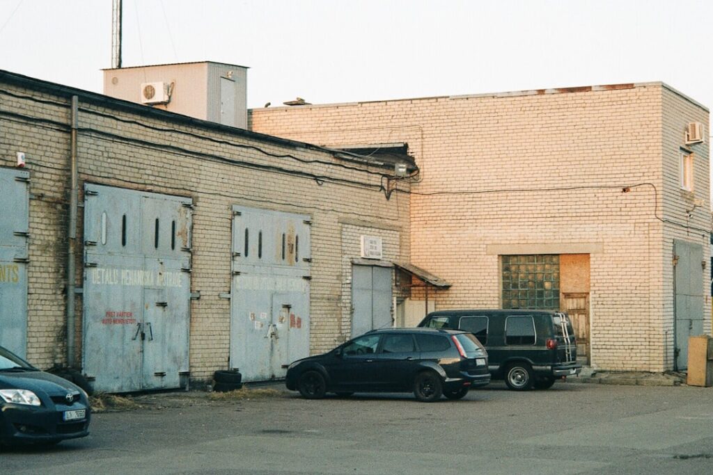 Photo repair wall