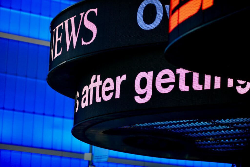 Photo news overwhelm