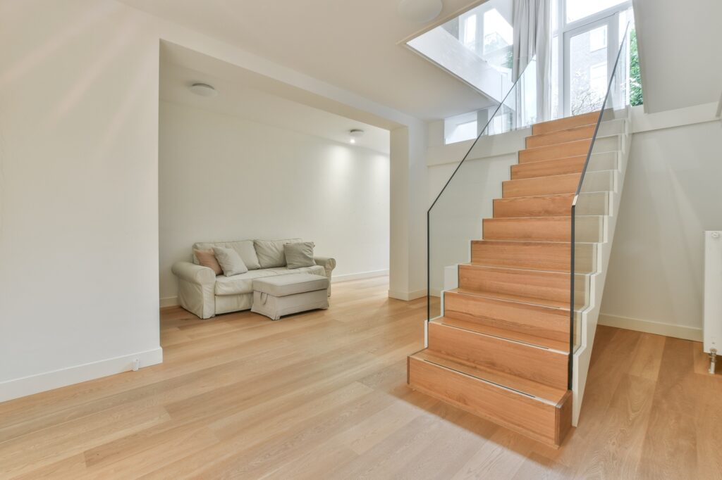 Cât durează realizarea unei scări de interior personalizate