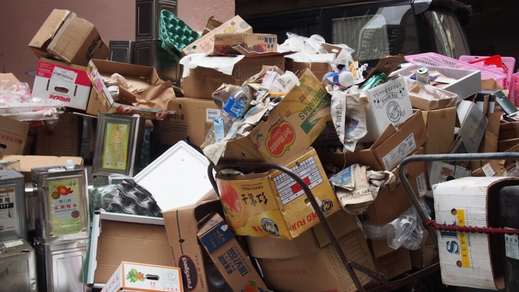 Photo recycling of electrical and electronic waste
